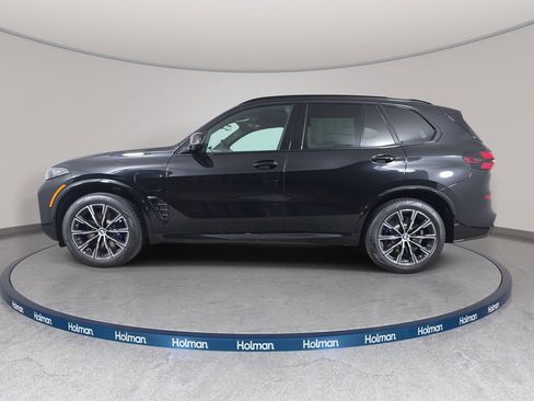 New 2026 BMW X5 xDrive50e w/ M Sport Package AWD/4WD image 8
