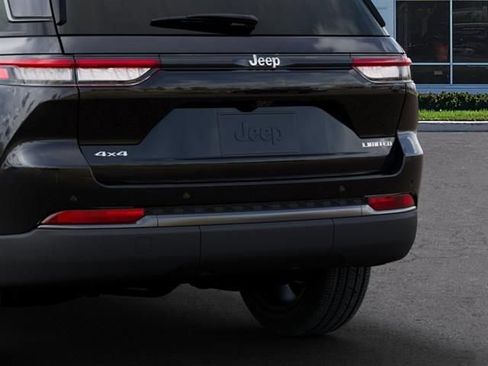 New 2026 Jeep Grand Cherokee Limited w/ Limited Altitude Package image 13