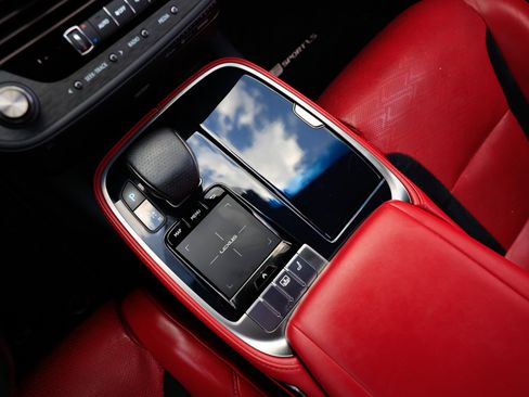 Used 2018 Lexus LS 500 F Sport w/ Accessory Package (Z2) image 48