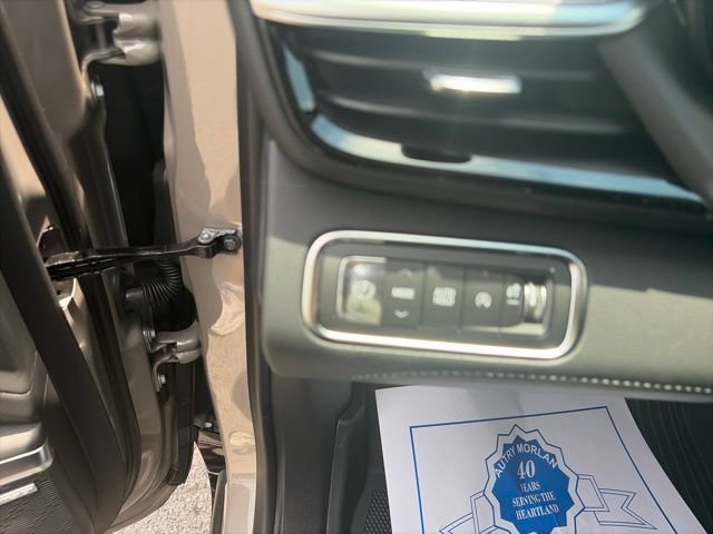 New 2026 Buick Enclave Sport Touring w/ Power Package FWD image 19