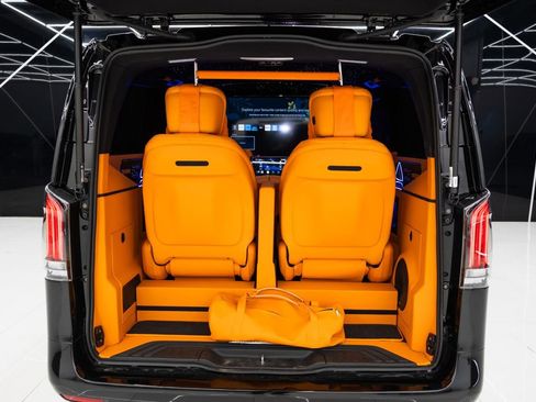 Used 2023 Mercedes-Benz Metris Passenger image 12