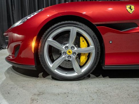 Used 2020 Ferrari Portofino image 7