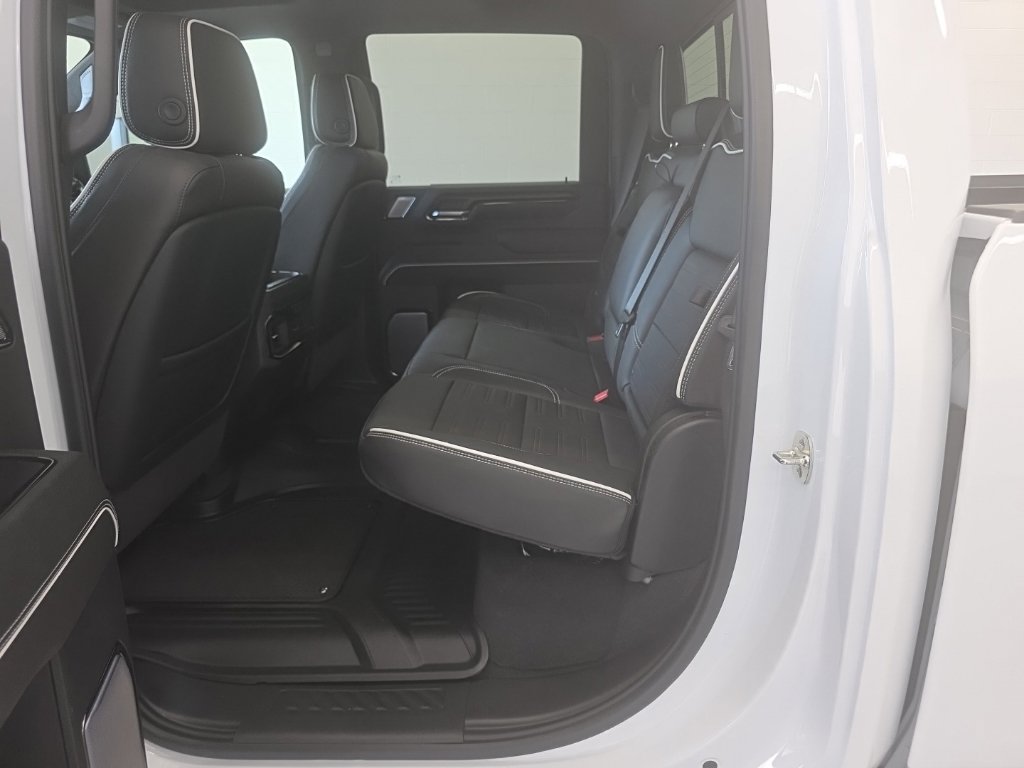 Used 2026 GMC Sierra 2500 AT4X AWD/4WD image 39