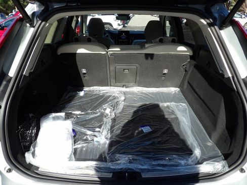 New 2026 Volvo XC60 B5 Ultra w/ Protection Package Premier image 27