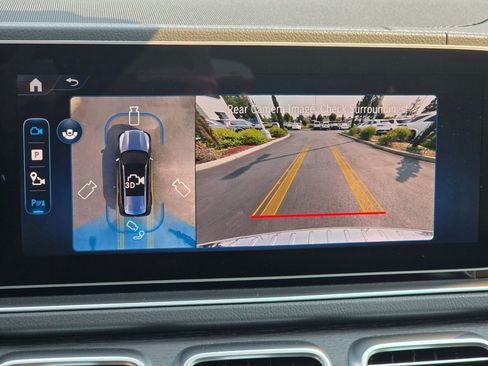New 2026 Mercedes-Benz GLS 450 4MATIC image 47