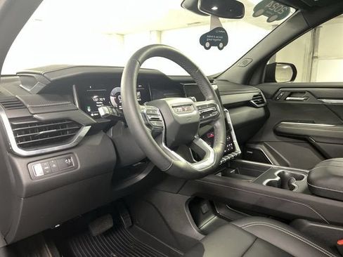 Certified 2024 GMC Acadia Elevation w/ Black Edition FWD image 20