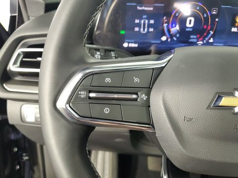 Used 2026 Chevrolet Traverse LT w/ Sun and Wheel Package FWD image 24
