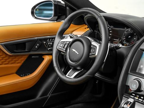 Used 2024 Jaguar F-TYPE R-Dynamic RWD image 13
