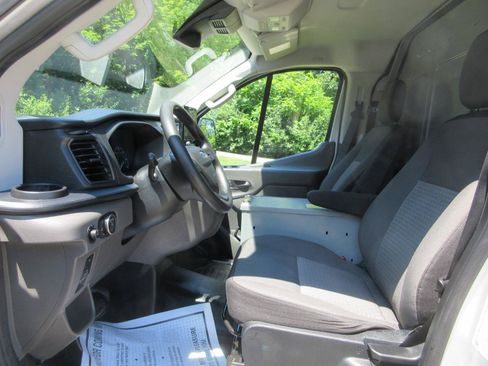Used 2021 Ford Transit 250 Low Roof AWD image 29
