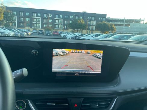 Used 2025 Buick Encore GX Preferred image 17