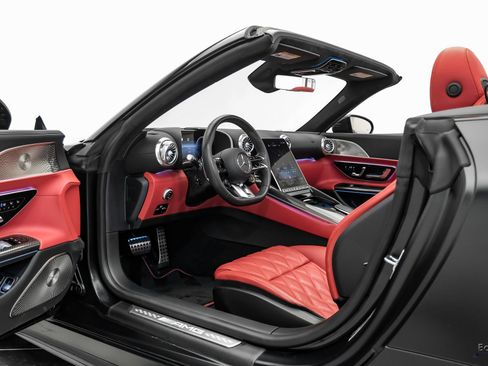 Used 2024 Mercedes-Benz SL 63 AMG S e Performance 4MATIC image 45