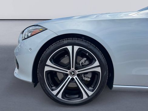 Used 2025 Mercedes-Benz C 300 4MATIC Sedan image 9