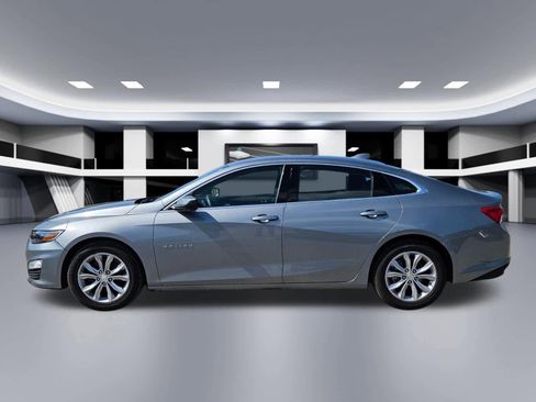 Used 2023 Chevrolet Malibu LT FWD image 3