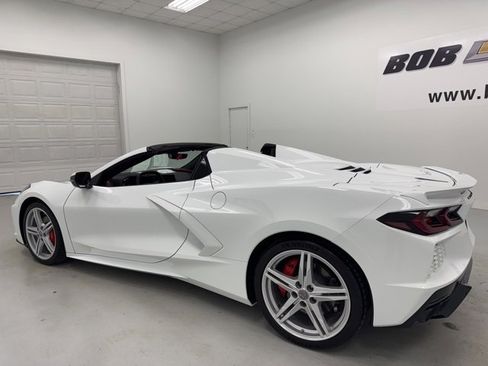 Used 2024 Chevrolet Corvette Stingray Preferred Conv w/ Stealth Interior Trim Package image 15