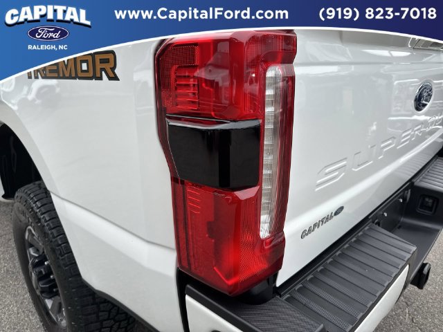 Used 2023 Ford F250 Lariat w/ Lariat Ultimate Package AWD/4WD image 15