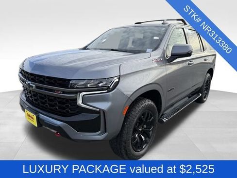 Used 2022 Chevrolet Tahoe Z71 w/ Luxury Package image 3