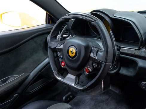 Used 2010 Ferrari 458 Italia Coupe RWD image 35