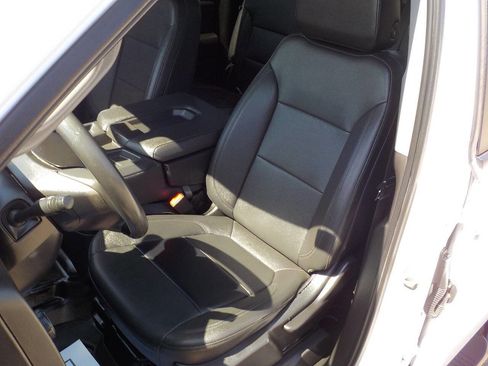 Used 2023 Chevrolet Silverado 2500 W/T w/ WT Convenience Package image 13