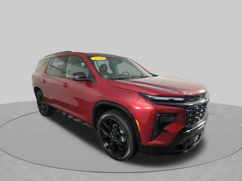 Used 2026 Chevrolet Traverse RS w/ LPO, Floor Liner Package FWD image 12