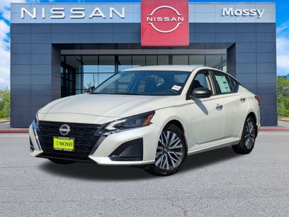 New 2025 Nissan Altima 2.5 SV