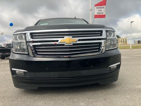 Used 2015 Chevrolet Tahoe LTZ AWD/4WD image 2