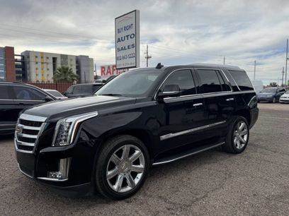Used 2016 Cadillac Escalade Luxury