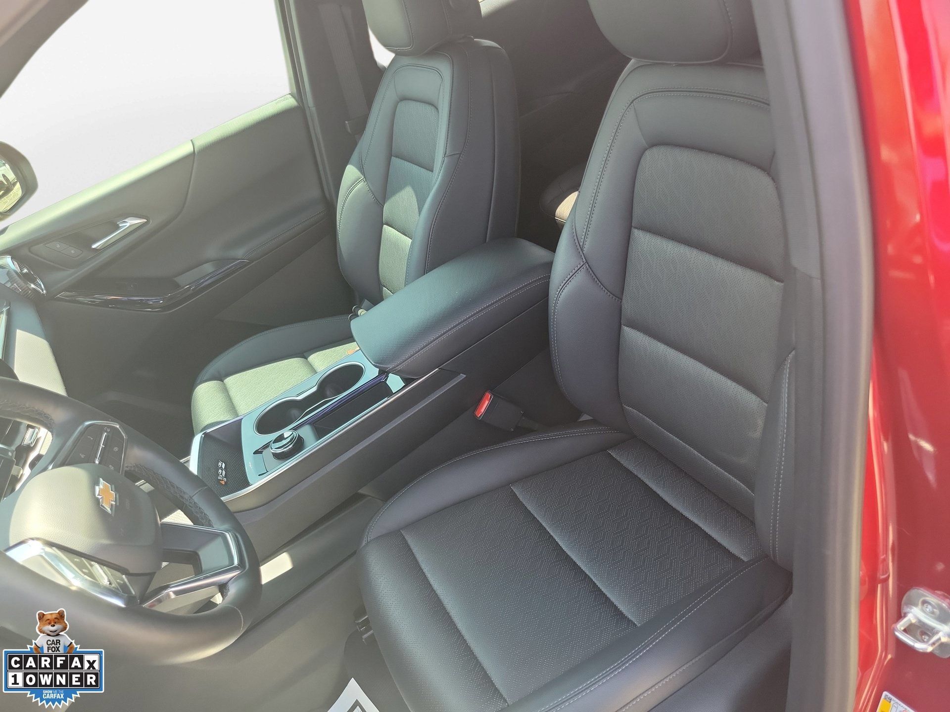 Used 2026 Chevrolet Equinox LT w/ Convenience Package II FWD image 14
