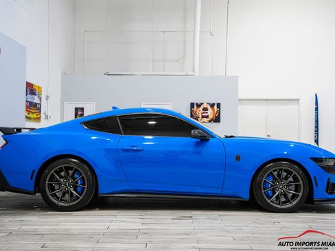 Used 2024 Ford Mustang Dark Horse image 28