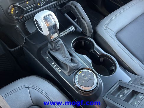 Used 2024 Ford Bronco Big Bend image 11