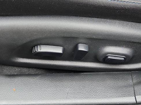 Used 2016 Nissan Altima 2.5 SR w/ LED Appearance Package image 27