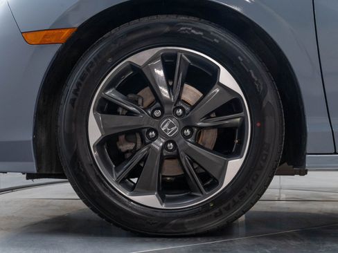 Used 2024 Honda Odyssey Elite image 23