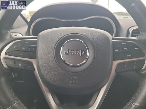 Used 2019 Jeep Grand Cherokee Limited image 15