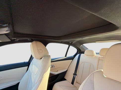 New 2026 BMW 330i Sedan w/ Premium Package image 27