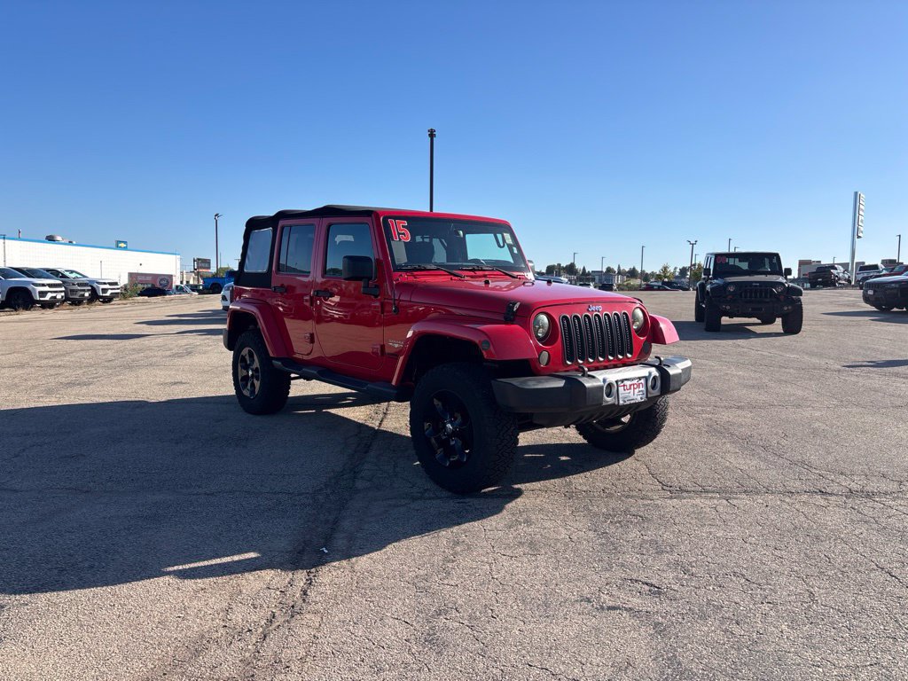 Used 2015 Jeep Wrangler Unlimited Sahara w/ Connectivity Group AWD/4WD image 7
