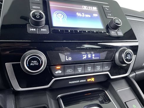 Used 2018 Honda CR-V LX image 16