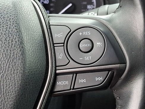 Certified 2021 Toyota Camry SE w/ Convenience Package FWD image 23