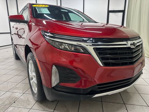 Certified 2024 Chevrolet Equinox LT w/ LPO, Floor Liner Package image 2