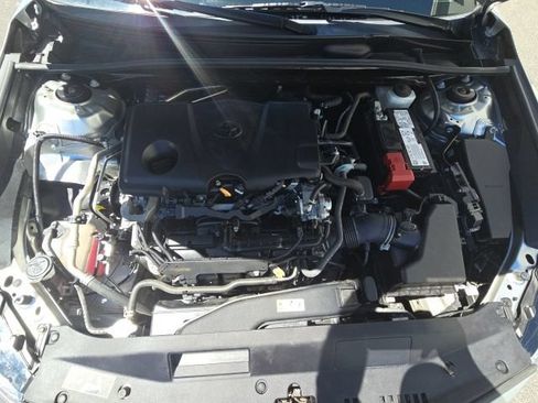 Used 2022 Toyota Camry LE FWD image 26