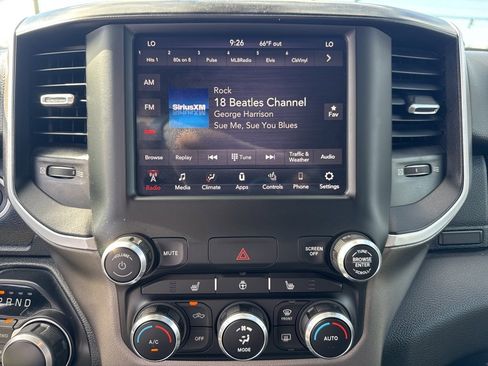 Used 2020 RAM 1500 Big Horn image 39