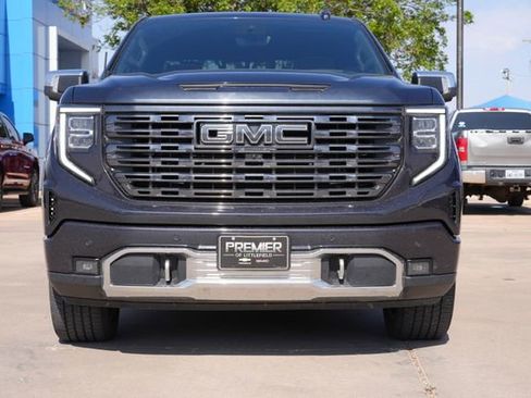 Used 2023 GMC Sierra 1500 Denali Ultimate AWD/4WD image 8