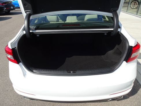 Used 2015 Hyundai Sonata Limited w/ Option Group 05 FWD image 17
