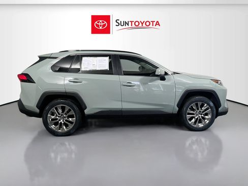 Used 2019 Toyota RAV4 XLE Premium w/ Cold Weather Package FWD image 2