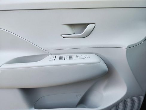 New 2026 Hyundai Kona SE image 22