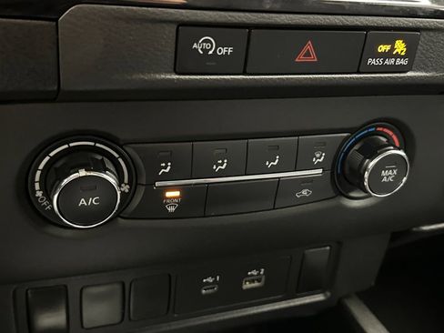 Used 2023 Nissan Frontier S image 18