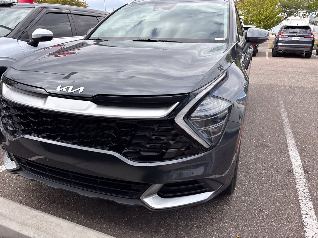 Used 2024 Kia Sportage EX AWD/4WD image 4