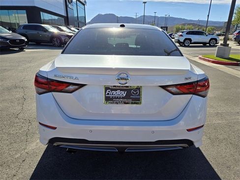 Used 2023 Nissan Sentra SR w/ SR Premium Package image 5