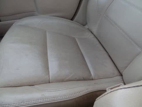 Used 2017 Toyota Camry XLE image 11