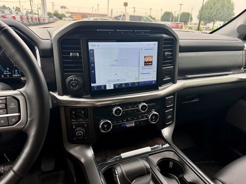 Used 2021 Ford F150 Lariat w/ Max Trailer Tow Package AWD/4WD image 20