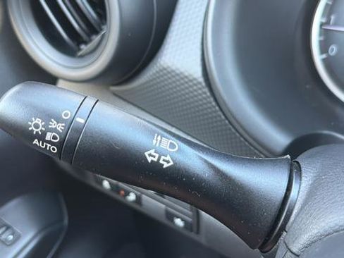 Certified 2025 Nissan Kicks Play S image 20