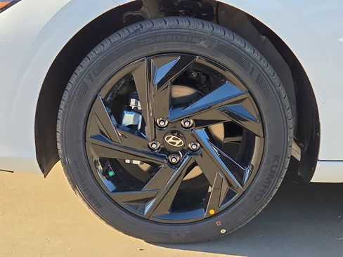 New 2026 Hyundai Elantra Sport image 13